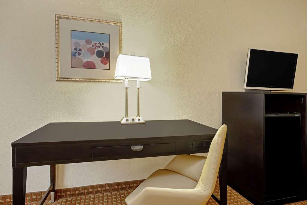 La Quinta By Wyndham Port Arthur Habitación foto